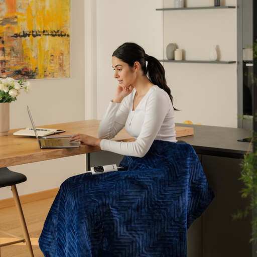[16990] Deluxe Herringbone Blue Heated Throw - Hurry Home - Large